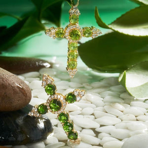 ‘Green Garden’Collection Cross Pendant