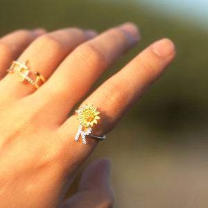 Sunflower 26 Letter Rotatable Ring